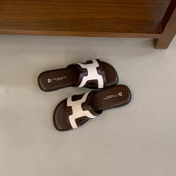 Női színes blokkokkal készült papucsok, 2025 nyár, lapos talpú utazó- és strandpapucs, nyitott ujjak