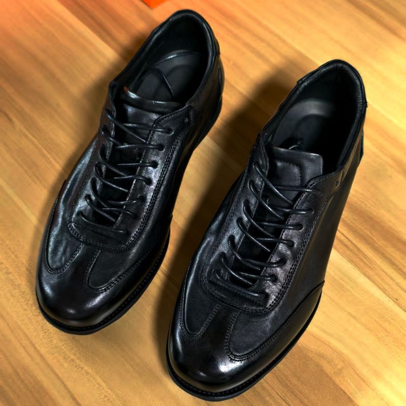Fekete lóhóből készült edzőcipő férfiaknak, vintage hétköznapi bőr sneaker, légáteresztő, sík talp