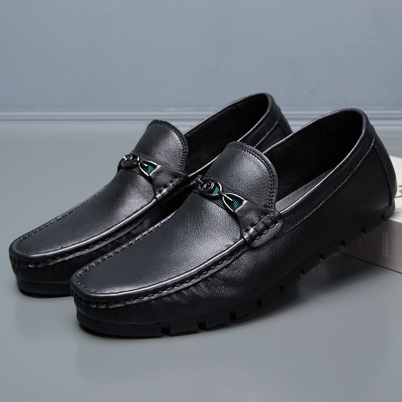 Férfiaknak készült természetes bőrből készült loaferek, ultra-soft slip-on, hétköznapi cipők tavasz 2026