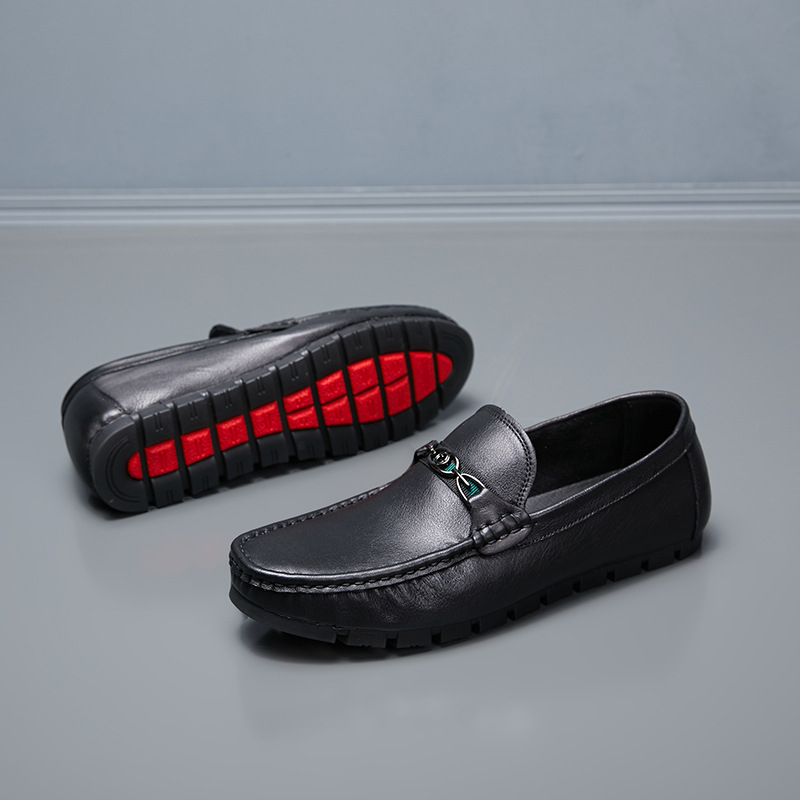 Férfiaknak készült természetes bőrből készült loaferek, ultra-soft slip-on, hétköznapi cipők tavasz 2026