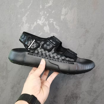 Мъжки сандали с дебел под, пениста гума за стелка, противохлъзгаща подметка, метална катарама, преплетени каишки, леки плажни обувки