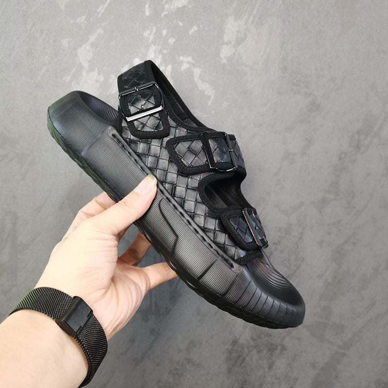 Мъжки сандали с дебел под, пениста гума за стелка, противохлъзгаща подметка, метална катарама, преплетени каишки, леки плажни обувки