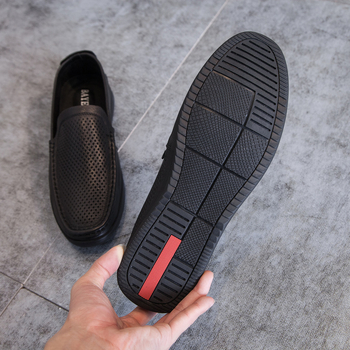 Férfi bőr perforált slip-on cipő, ultra puha, légáteresztő, kényelmes nyári mindennapi cipő