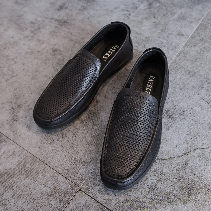 Férfi bőr perforált slip-on cipő, ultra puha, légáteresztő, kényelmes nyári mindennapi cipő