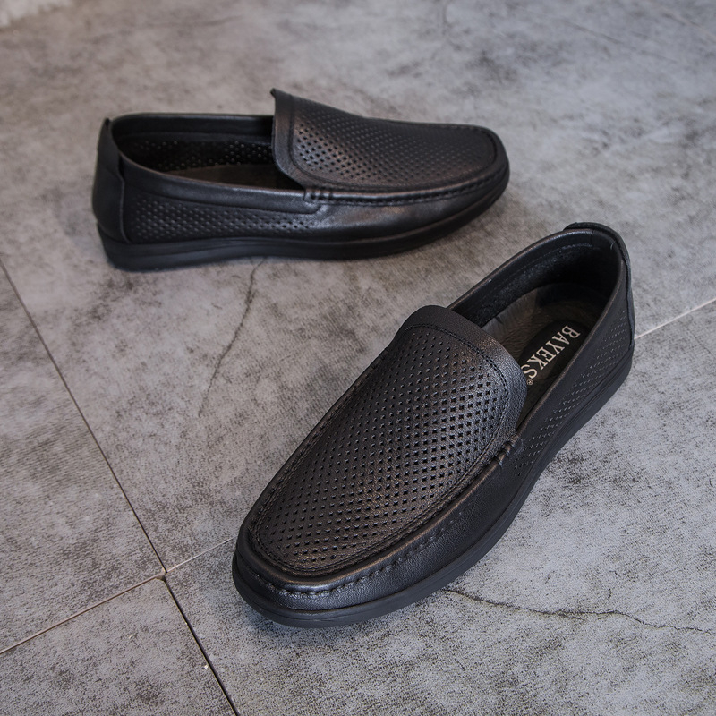 Férfi bőr perforált slip-on cipő, ultra puha, légáteresztő, kényelmes nyári mindennapi cipő