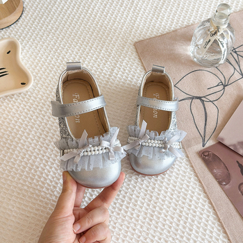 Детски принцеси обувки в корейски стил с дантела и перли, мека подметка от изкуствена кожа, Velcro закопчаване, едноцветни, за пролет и есен