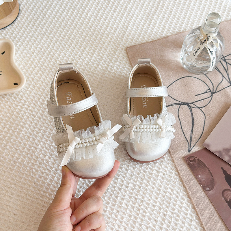 Детски принцеси обувки в корейски стил с дантела и перли, мека подметка от изкуствена кожа, Velcro закопчаване, едноцветни, за пролет и есен