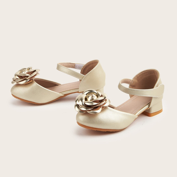 2026 нови детски принцески обувки, летни затворени носове сандали с висок ток за малки принцеси, кожени обувки за момичета, стил принцеса