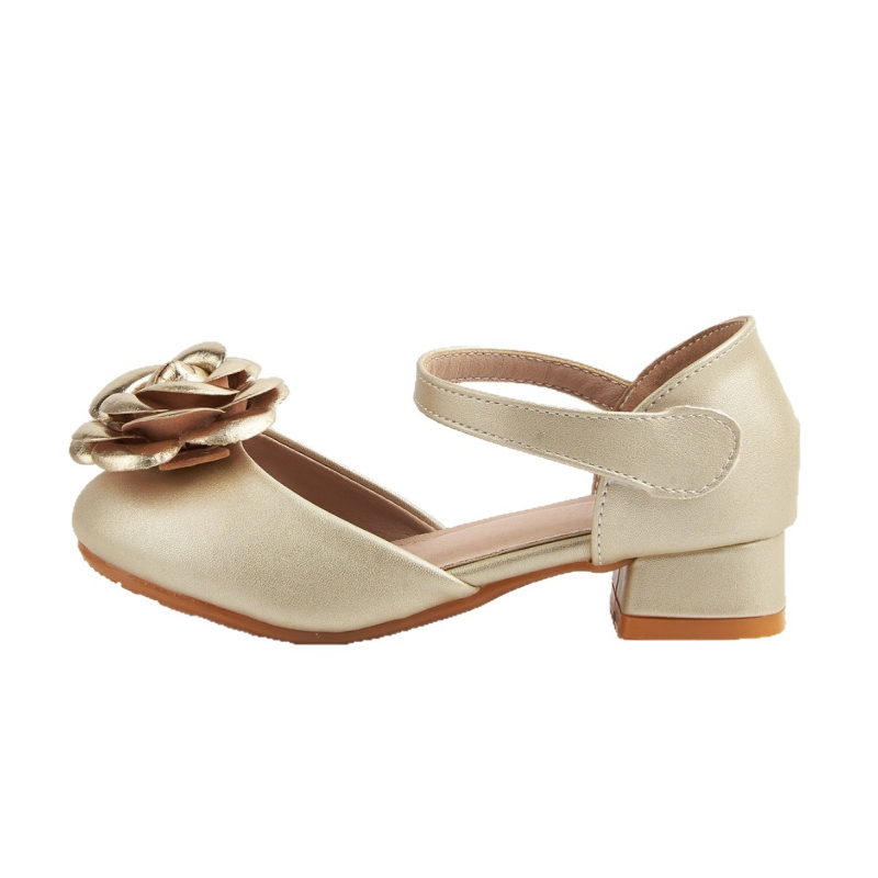 2026 нови детски принцески обувки, летни затворени носове сандали с висок ток за малки принцеси, кожени обувки за момичета, стил принцеса