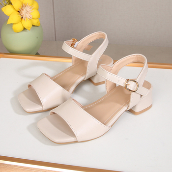 Детски сандали с квадратен нос и каишка с една пряжка, модерен стил, дебел ток, за момичета, 2026 нов модел