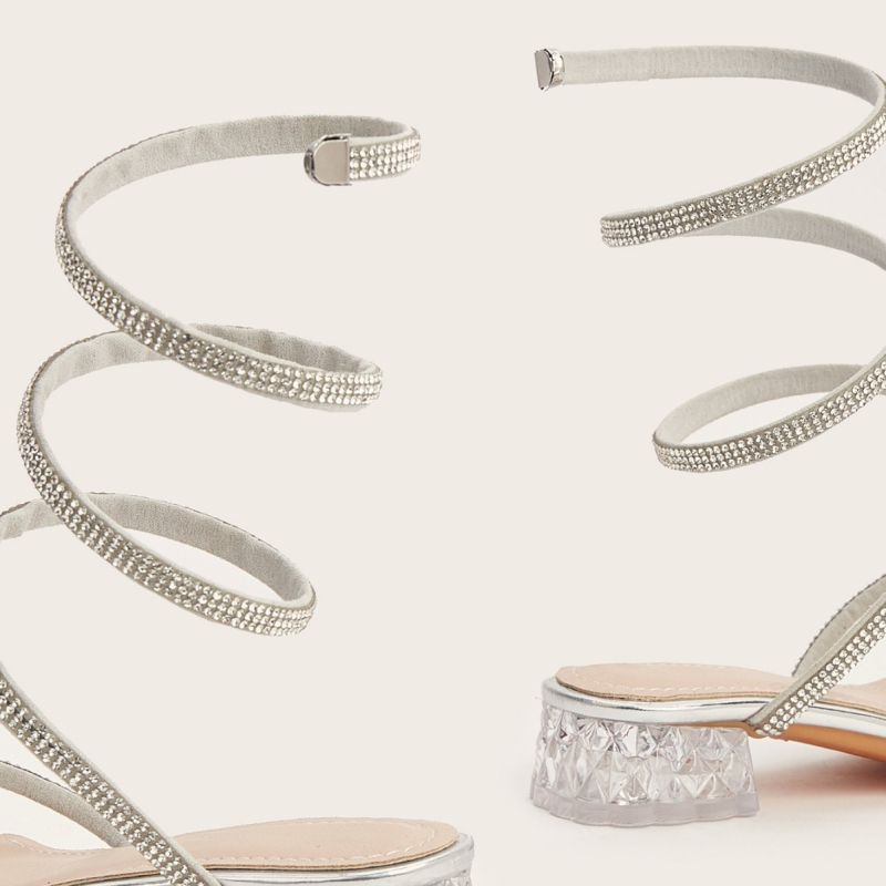 Детски сандали за момичета със кристали, открит пръст и каишки, сребърни, с дебел ток