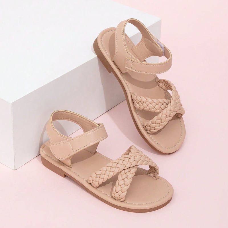 Летни сандали за момичета със велкро, кръстосано плетени декоративни елементи и равна подметка