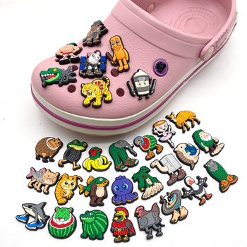 Комплект аксесоари за обувки с цветя в стил Shanhaijing, за мека PVC гума сабо Crocs стил – цветя и катарами, аниме дизайн
