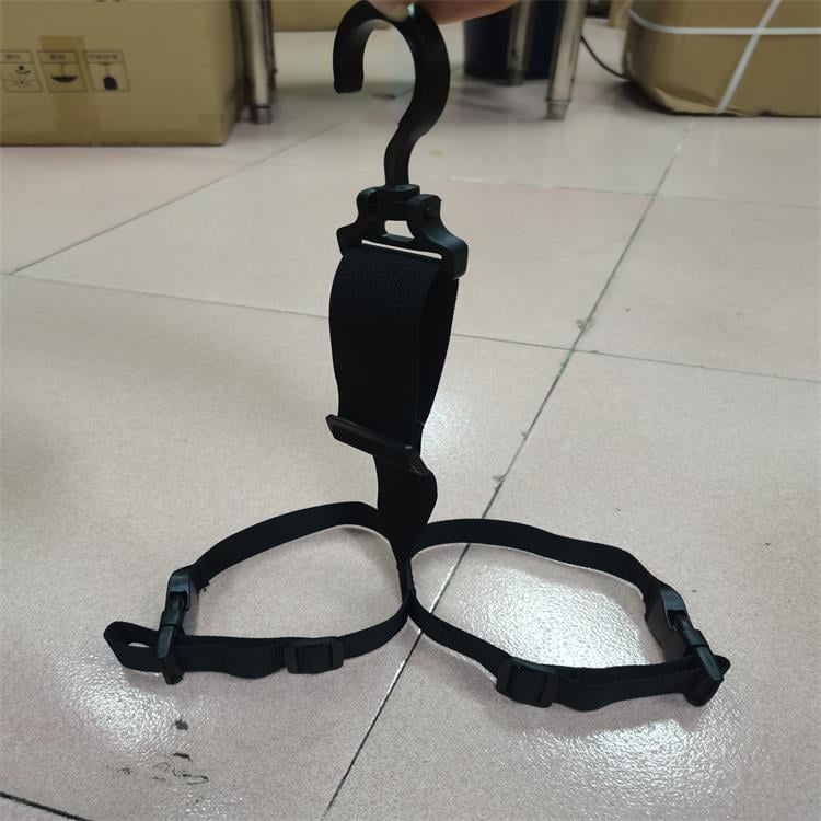 Stojan na sušenie topán s nastaviteľným zavesovacím pásom pre rybárske čižmy a vodné topánky