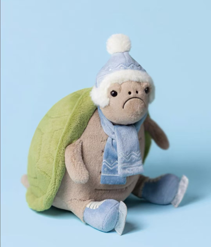 Timmy Turtle - плюшена успокояваща играчка за деца с зимна ски тематика и коледна атмосфера