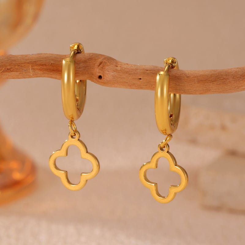 Σκουλαρίκια από ανοξείδωτο ατσάλι, επίχρυσα με 18K, σχέδιο τετράφυλλου λουλουδιού, για γυναίκες, καθημερινή χρήση