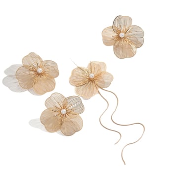 Set nakita s cvjetnim dizajnom i dijamantima — retro stil, svestran: naušnice, ogrlica i narukvica