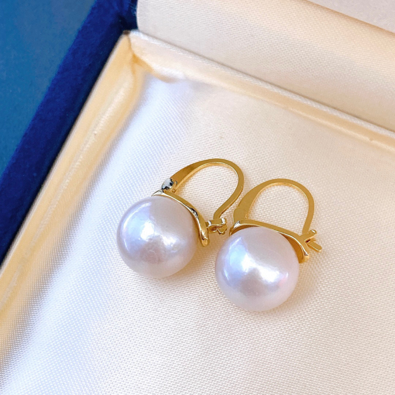 Prirodne slatkovodne biserne naušnice, 9–10 mm, sa srebrnim postom, elegantne i svestrane za žene