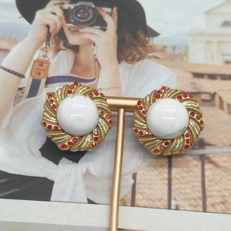 Винтидж стил, обеци с естествени камъни, 925 сребърен щифт, висока изработка, лек лукс