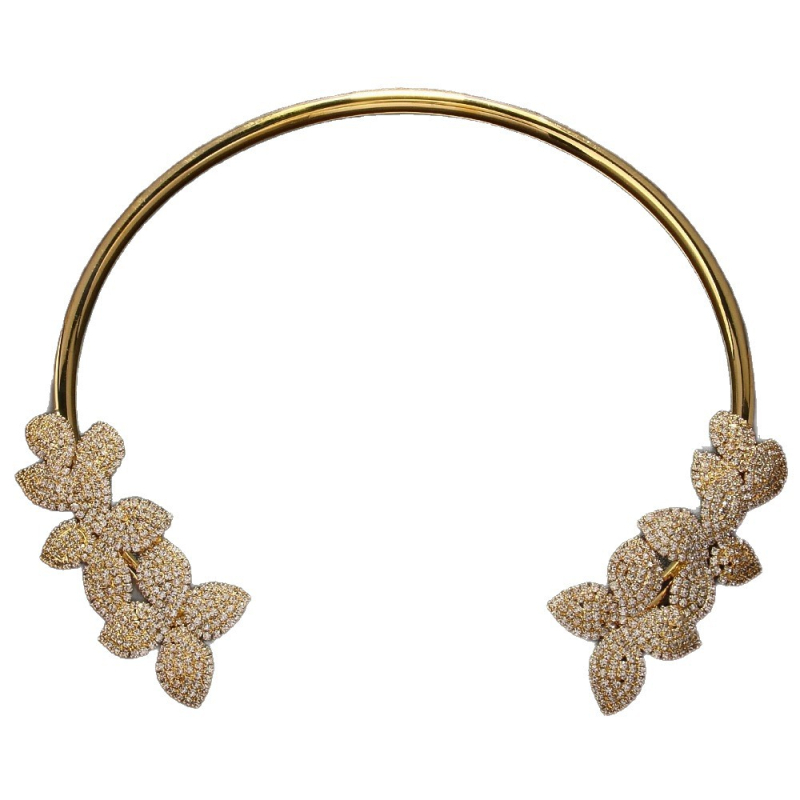 Set nakita s rhinestones i cvjetnim motivom: ogrlica i naušnice za žene