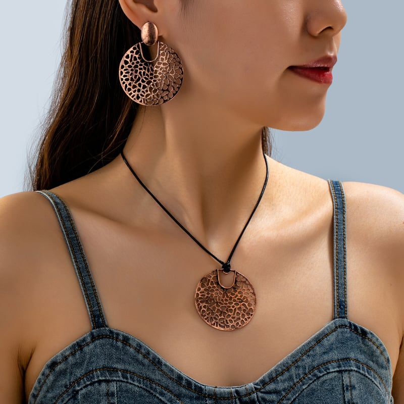 Женски ретро комплект: колие и обеци с геометрични кръгли кухи висулки в антикварно бронзово.