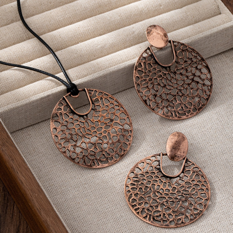 Женски ретро комплект: колие и обеци с геометрични кръгли кухи висулки в антикварно бронзово.