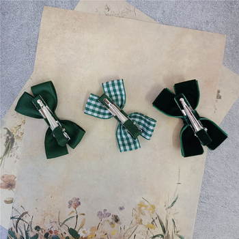 Комплект клипчета за коса за момичета в ретро сладък стил – тъмнозелено кадифено каре с панделка, странични клипчета за чело