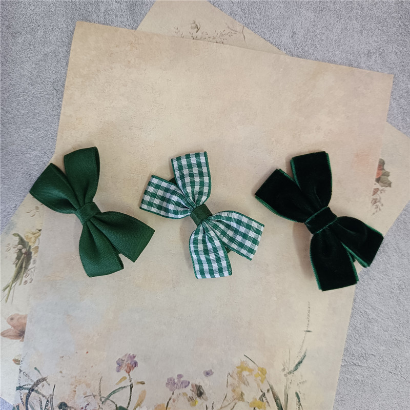 Комплект клипчета за коса за момичета в ретро сладък стил – тъмнозелено кадифено каре с панделка, странични клипчета за чело