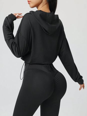 Kratka sportska jakna s kapuljom i cijelim zatvaračem, podesivim donjim rubom i šnimom za podešavanje – za trening i udobnu jogu