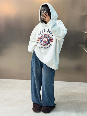 Ženska dukserica s kapuljom u američkom retro stilu, svakodnevni streetwear s natpisom slova i kontrastnim bojama
