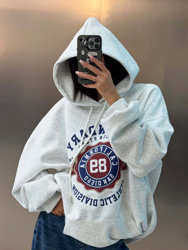 Ženska dukserica s kapuljom u američkom retro stilu, svakodnevni streetwear s natpisom slova i kontrastnim bojama