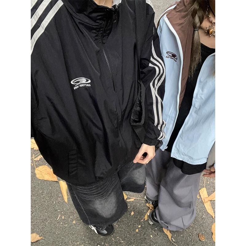 Реверсивно яке със стояща яка и райета, спортно-елегантен двучастен комплект за двойки, леко пролетно-есенно яке