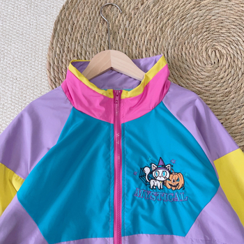 Бродирано цветово-блокирано лятно дамско яке за защита от слънцето, свободна кройка, подплатено