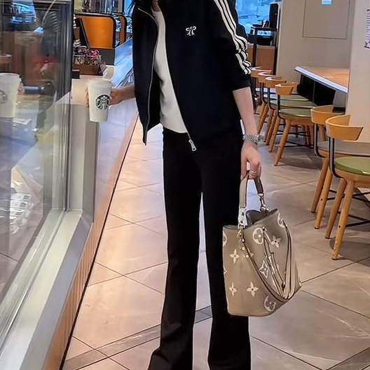 2025 популярен къс бейзболно яке с три ленти за жени, тънък модел за пролет, свободна кройка, спортен стил