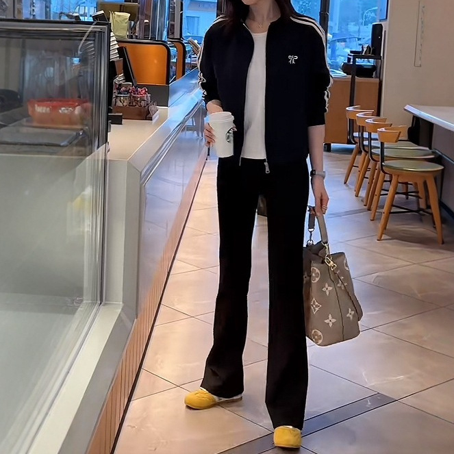 2025 популярен къс бейзболно яке с три ленти за жени, тънък модел за пролет, свободна кройка, спортен стил