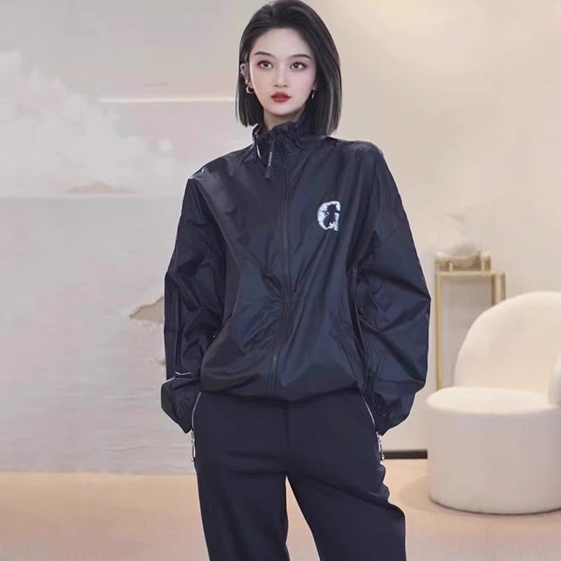 Черна дамска лека ветровка с цип и буква G, слънцезащита, лято 2025