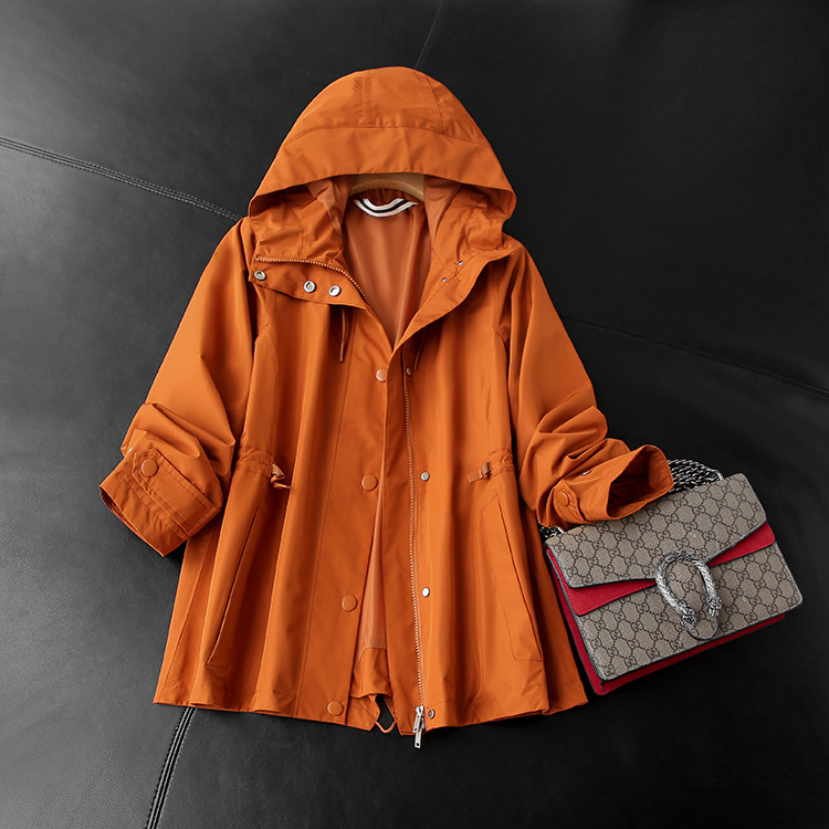 Женско леко ветроустойчиво яке с качулка за спорт на открито, пролет 2024, модел 001