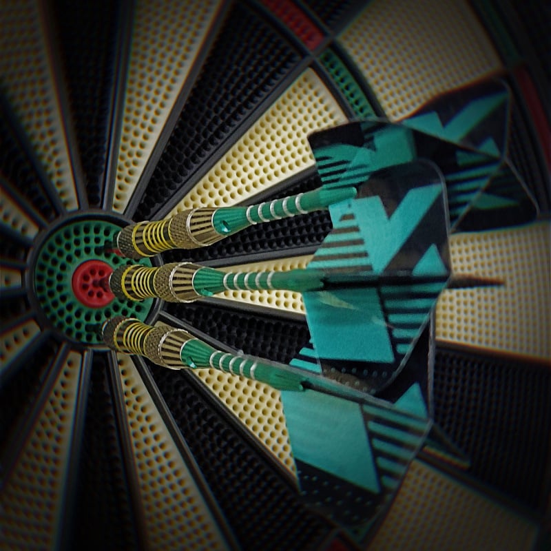 16 g преносим метален дартс комплект - здрав, подходящ за вътрешна и външна употреба, за студентски развлечения и състезания