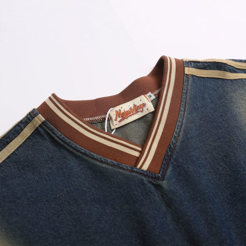 Унисекс американски ретро суитшърт от изтъркан деним с бродирани букви, V-образно деколте, свободна кройка