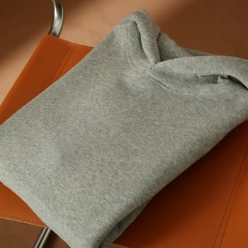 Мъжки дебел флисов пуловер с овча вълна смес, едноцветен, дълги ръкави, права кройка, ръбова подгъвка, за есенно-зимен сезон