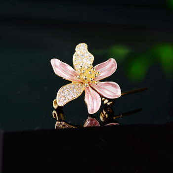 Mala cvjetna broš s cirkonima, japansko-korejskog stila, za ovratnik, elegantan dodatak