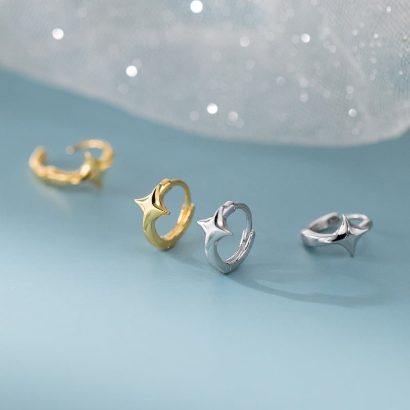 A'roch S925 Ασημένια Κορεατικού Στυλ Μινιμαλιστικά Σκουλαρίκια Με Αστέρα Τεσσάρων Ακρών Για Γυναίκες, Μοντέλο M05406