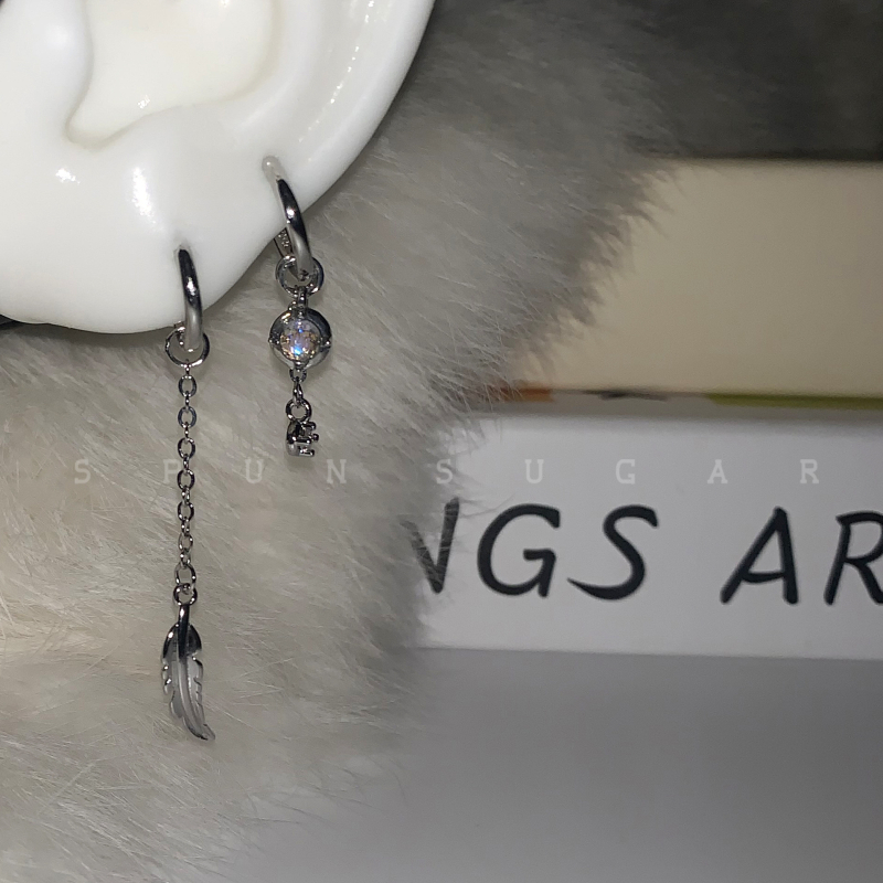 Ασύμμετρα κρεμαστά σκουλαρίκια φτερού με διπλές οπές στα αυτιά, πολύχρωμες υδάτινες σταγόνες, μακριά κομψά σκουλαρίκια για γυναίκες