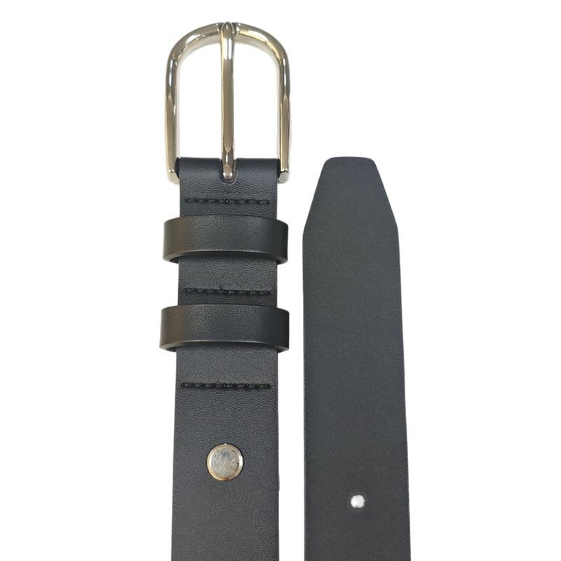 Ženski kaiš od prave kože s kopčom na pin – retro stil, vizualno izdužuje siluetu, minimalistički i svestran uz poslovne hlače