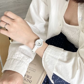 Нов дамски часовник с малък циферблат, бордо кварцов часовник, винтидж бутиков дизайн