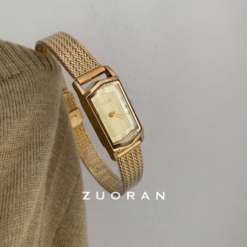 Gödel женски часовник с правоъгълен златист корпус и браслет с пшенични звена – ретро стил, лек лукс, елегантност