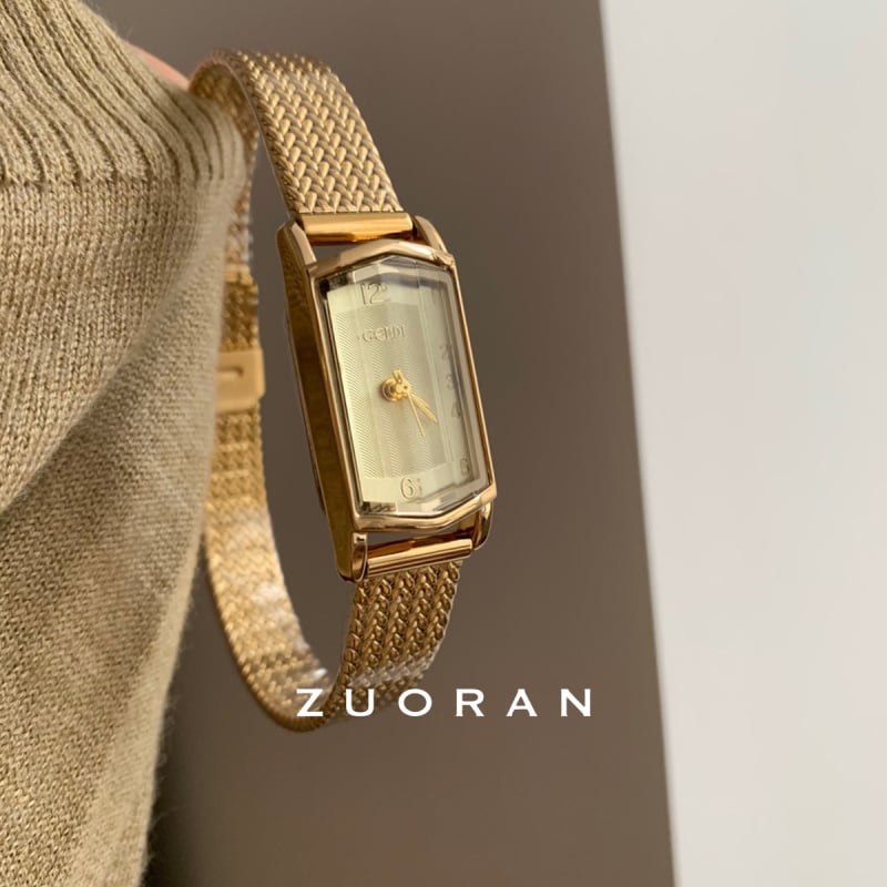 Gödel женски часовник с правоъгълен златист корпус и браслет с пшенични звена – ретро стил, лек лукс, елегантност