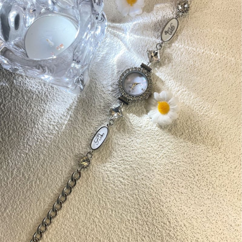 Мечтан балет: многоелементна бяла пеперудена огърлица с часовник, френски стил лукс, закопчаване лобстер, буквено диамантено акцент