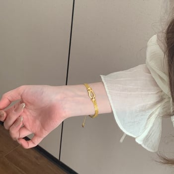 Γυναικείο βραχιόλι από χαλκό με επίχρυση επίστρωση και κούμπωμα σε σχήμα αλόγου – κομψός, πολυτελής σχεδιασμός