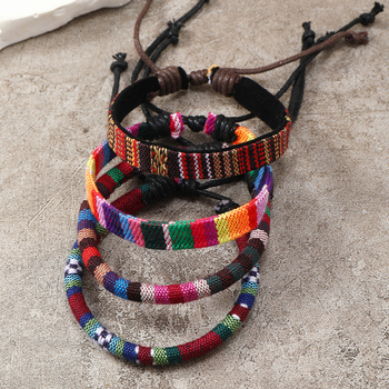 Ručni izrađena šarena narukvica od užeta s duginim bojama, boho stil, vintage inspirirani modni nakit